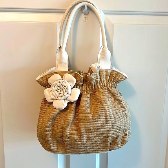 Bueno Handbags - Bueno Hobo Straw Shoulder Bag